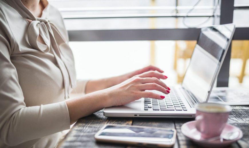 Como anunciar com E-mail Marketing - Marketing Digital e Desenvolvimento Web é na Agência HDG - Serviços de Internet